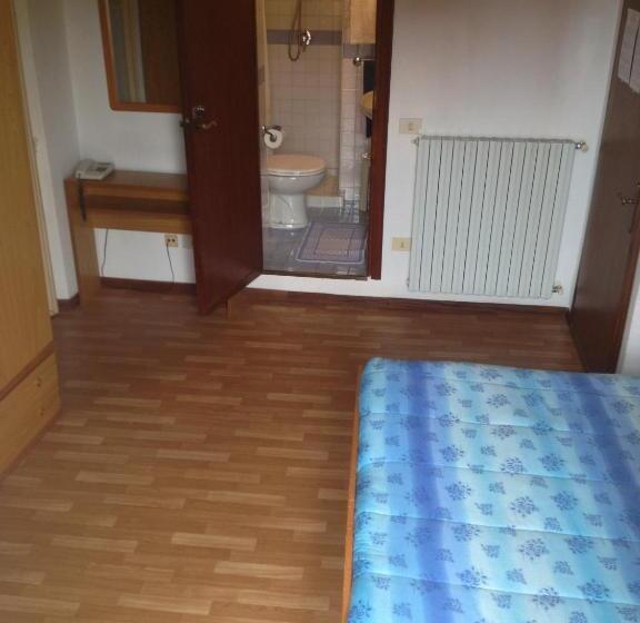 스탠다드 룸 호수 전망, Albergo Il Vapore