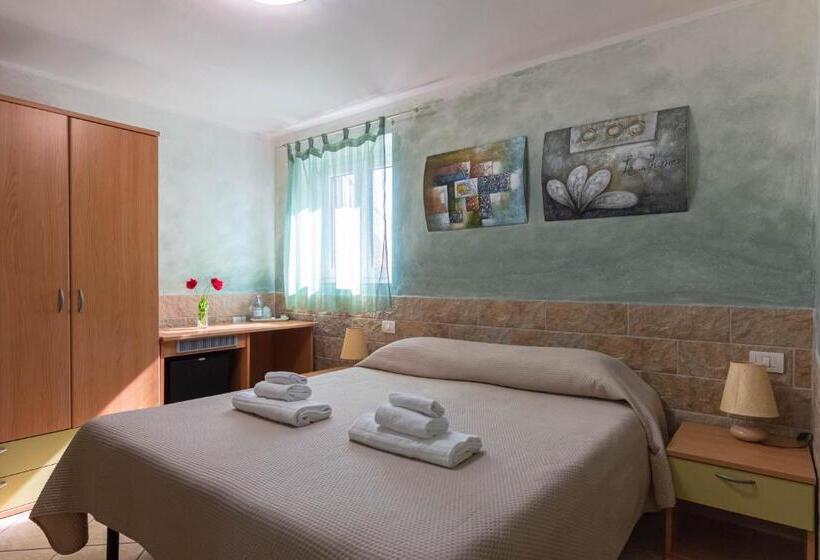 スタンダードルーム, Roccabianca Rooms & Studios