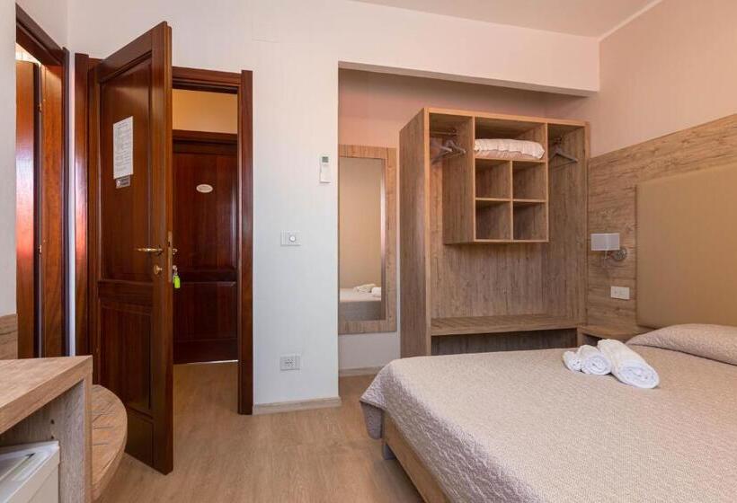スーペリアールーム, Roccabianca Rooms & Studios