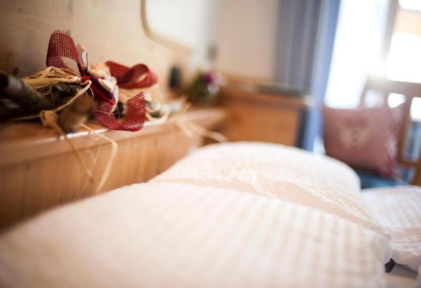 스탠다드 발코니 룸, Garnì Aurora Bed And Breakfast