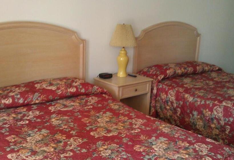 Номер Стандарт, Tallwood Motel Wells