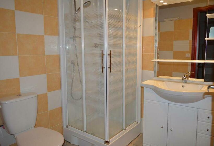 Quarto Triplo Estandar, Auberge La Prairie