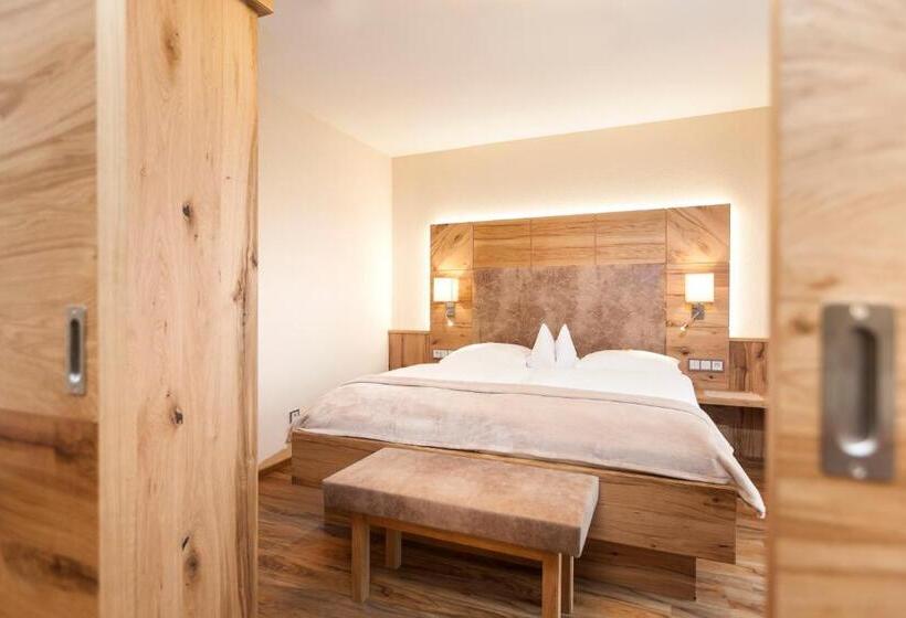 Полулюкс с Балконом, Genusshotel Hohenbogen