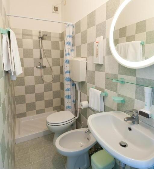 Номер Стандарт Трехместный, Albergo Marsari