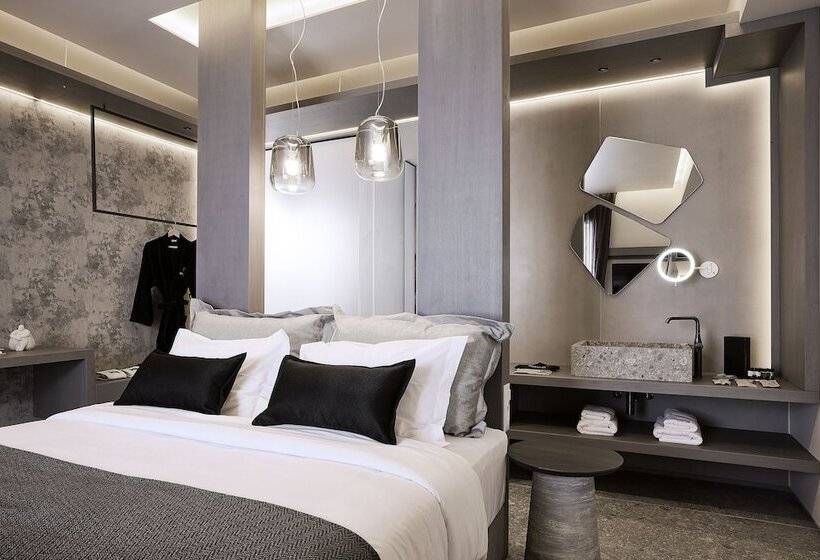 سوییت سوپریور با چشم‌انداز دریا, Amazon Suites