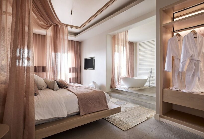سوئیت اجرایی با چشم‌انداز دریا, Amazon Suites