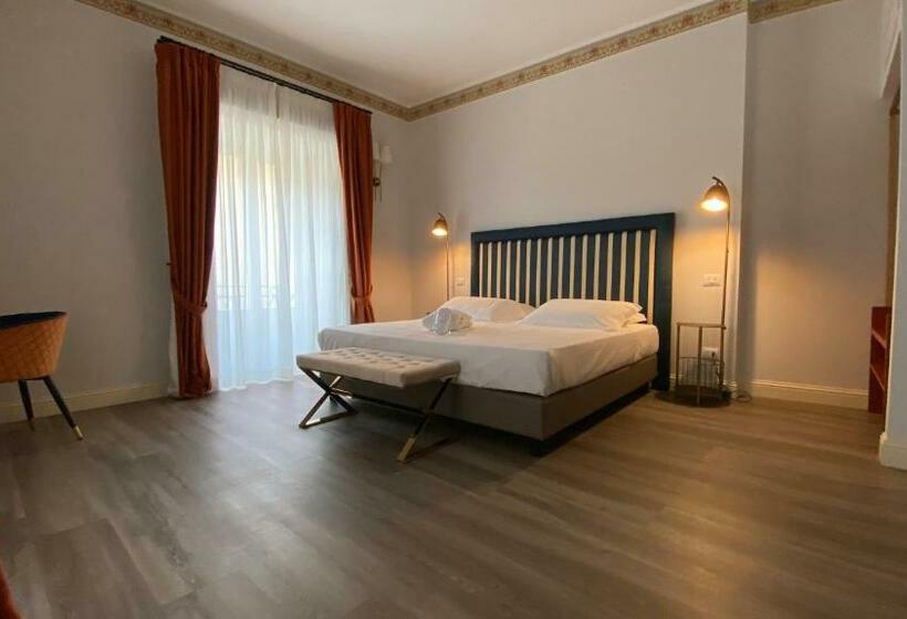 Номер Deluxe Вид на Море Боковой, Lanterne Magiche Ortigia Suites