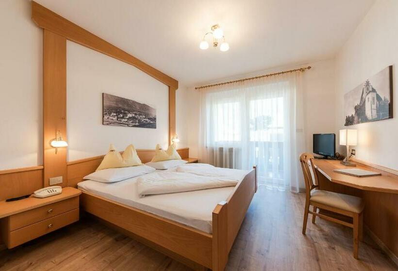 Номер Стандарт, Pension Weingarten