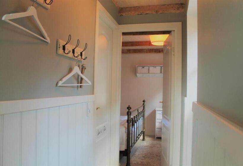 خانه 1 خوابه, Jungshoved Præstegård B&b
