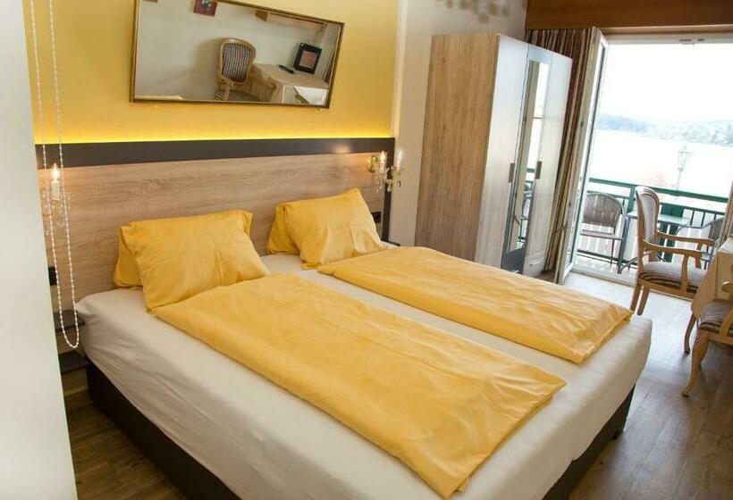 Номер Стандарт Вид на Озеро, Villa Desiree   Hotel Garni   Adults Only