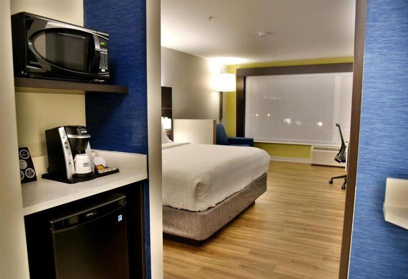 Люкс Кровать Кинг, Holiday Inn Express & Suites   Gatineau   Ottawa, An Ihg