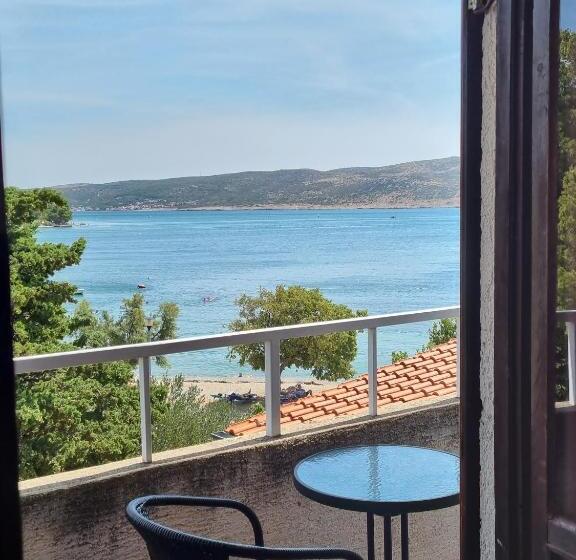 Номер Стандарт с Балконом, Bed And Breakfast Miramar