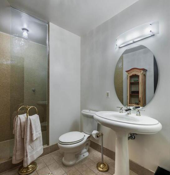 Номер Deluxe, The Inn At 97 Winder