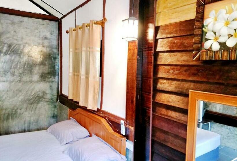 بانگلوی استاندارد, Tuk Tuk Guesthouse