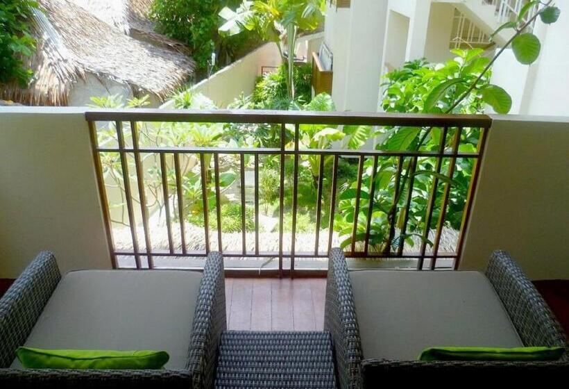 Номер Deluxe, Mama Beach Residence   Adults Only