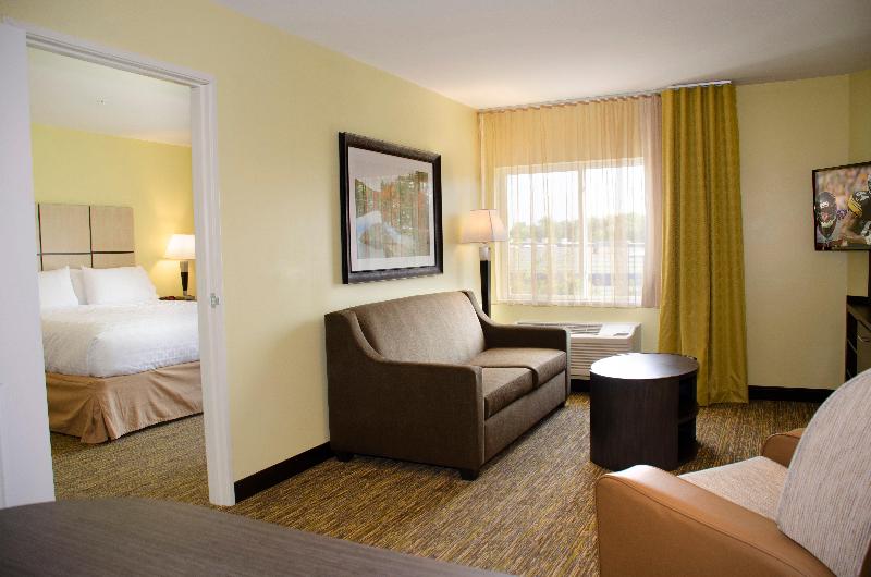 Люкс Кровать Кинг, Candlewood Suites   Lancaster West, An Ihg