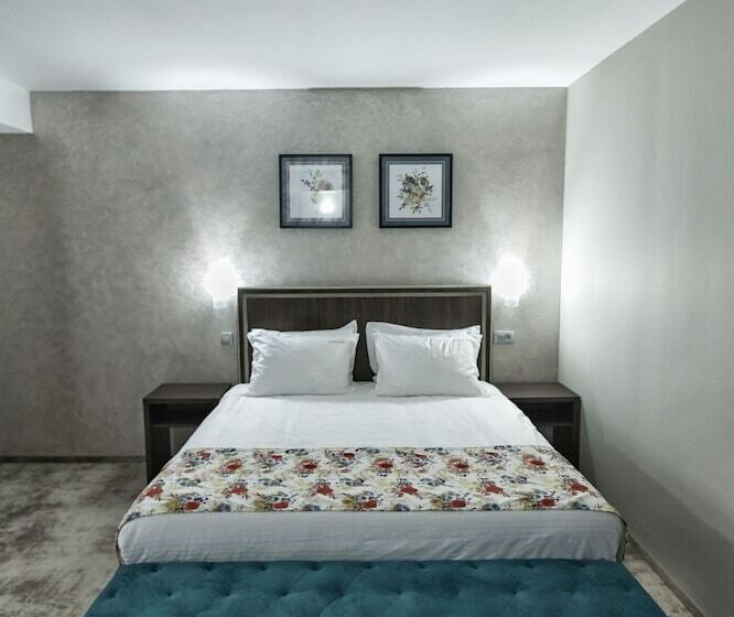 سوییت جونیور, Prestige Boutique Hotel Craiova