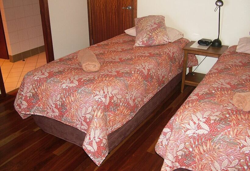四人高级间, The Summit Bed & Breakfast