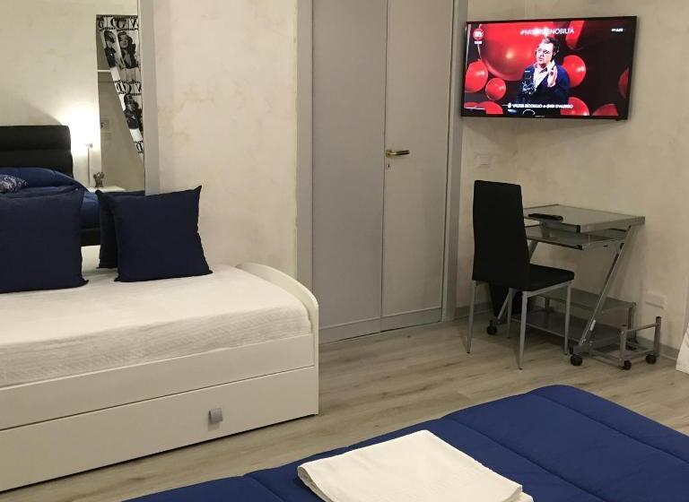 اتاق استاندارد چهار تخته, B&b Etnea Palace