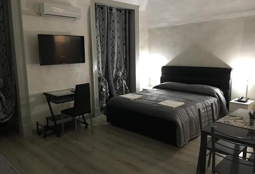 اتاق استاندارد چهار تخته, B&b Etnea Palace