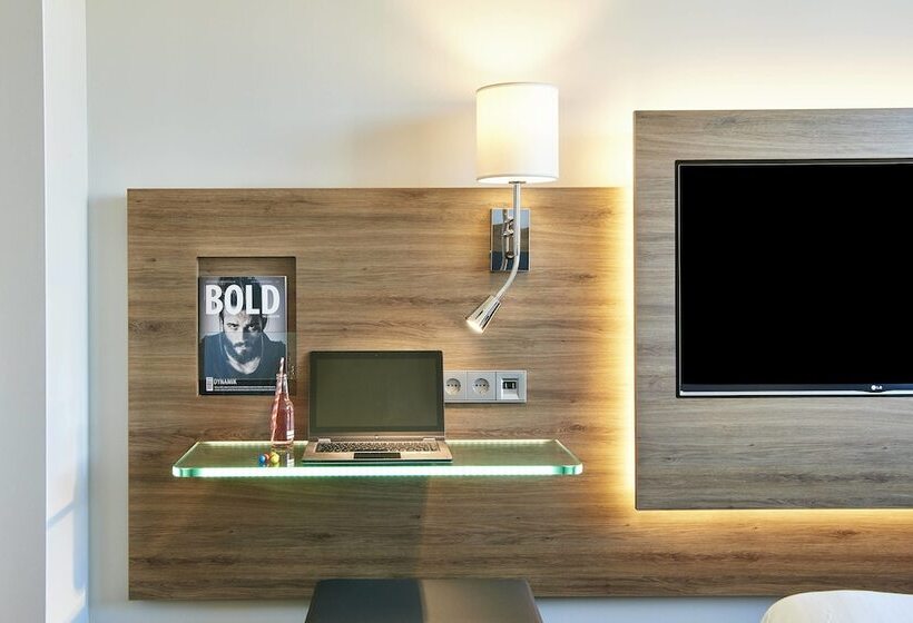 Семейный Номер, Moxy London Stratford