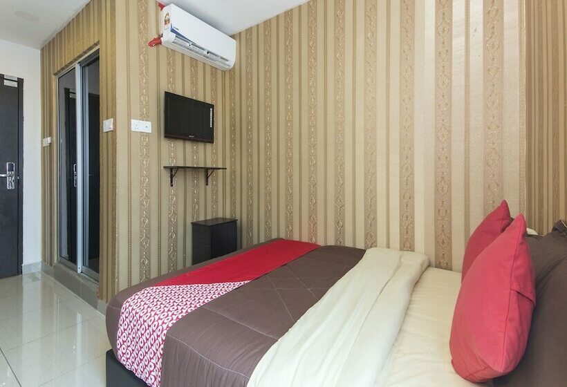 Family Suite, Night Queen