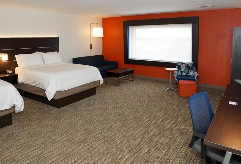 Люкс, Holiday Inn Express & Suites   Aurora Medical Campus, An Ihg