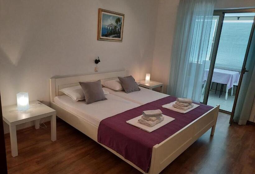 발코니가 있는 바다전망 스탠다드 스튜디오, Apartments And Rooms Vinko