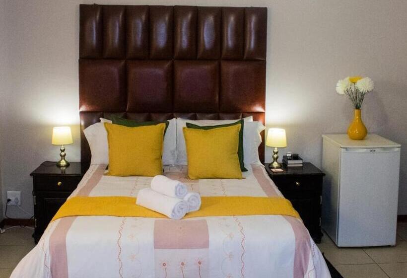 Номер Стандарт, Faces Guesthouse