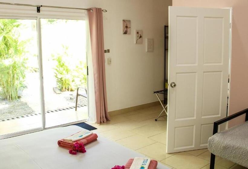 اتاق کلاسیک سه تخته, Tee K Lodge Tamarindo