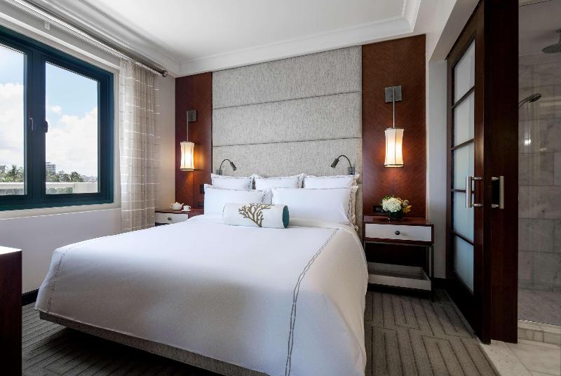 Номер Deluxe, Golden Tulip Essential Makassar