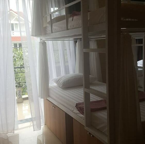 تختخواب در اتاق مشترک, Amy 2 Hostel Hue
