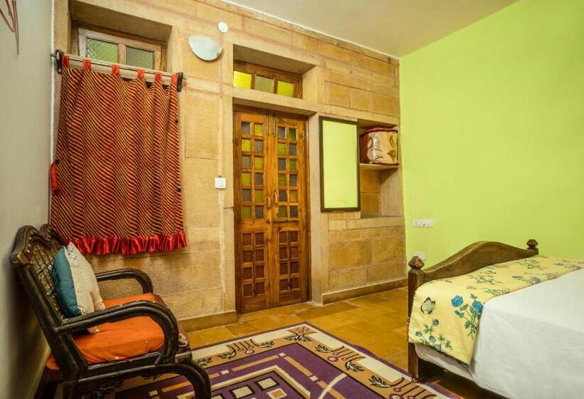Номер Стандарт, Rajmandir