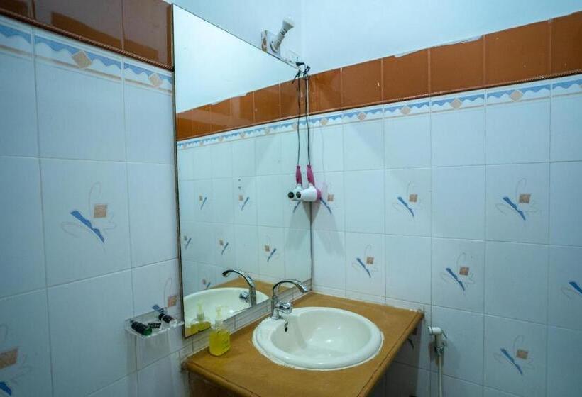 Номер Deluxe, Rajmandir