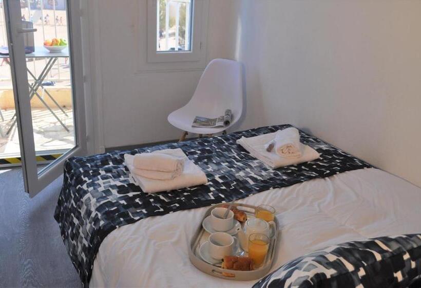 Номер Комфорт, Hôtel De La Mer