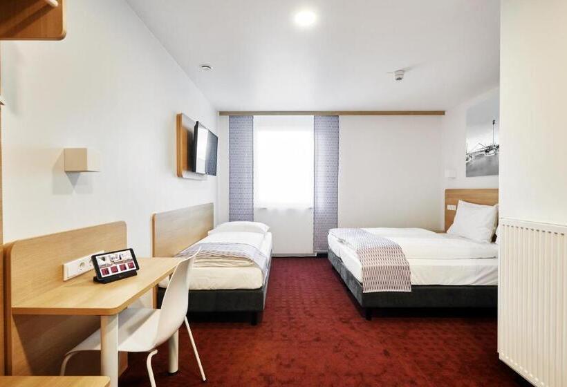 三人经典房间, Mcdreams Hotel Düsseldorf City