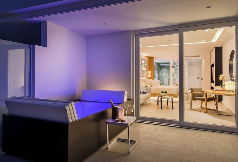 Полулюкс Вид на Море, Royal Hideaway Corales Beach   Adults Only