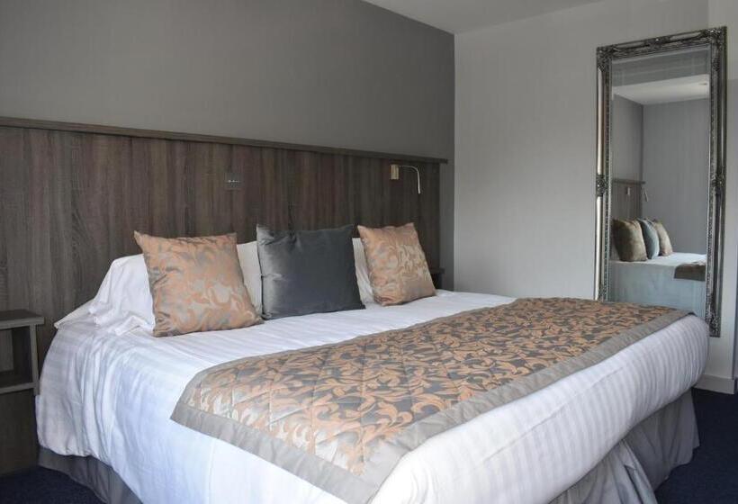 Номер Deluxe, Sandown Park Lodge