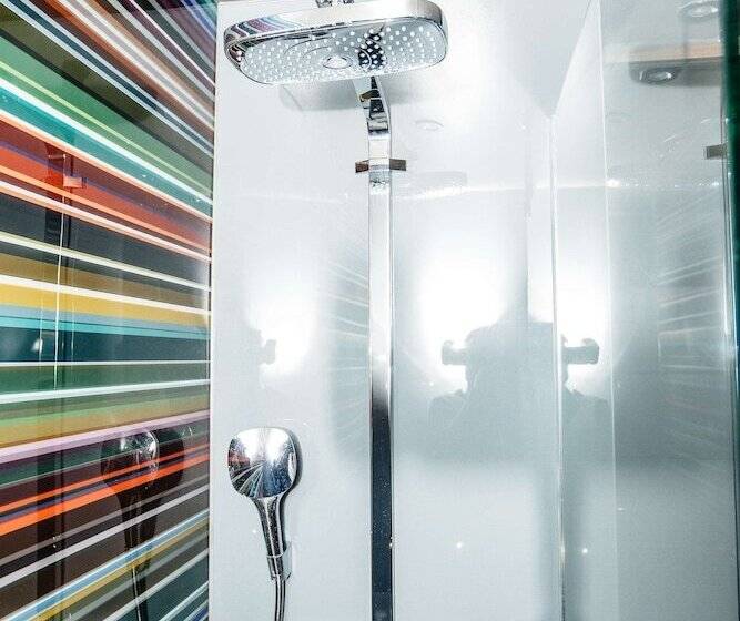 Номер Стандарт, Village Hotel Portsmouth