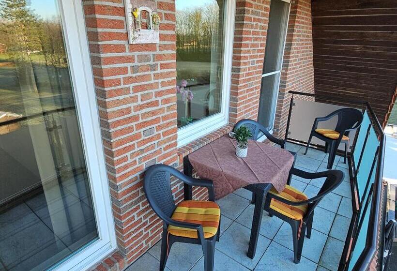 Семейный Номер, Gästehaus Grunewald Bed & Breakfast