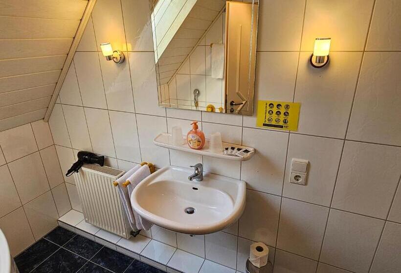 家庭间, Gästehaus Grunewald Bed & Breakfast