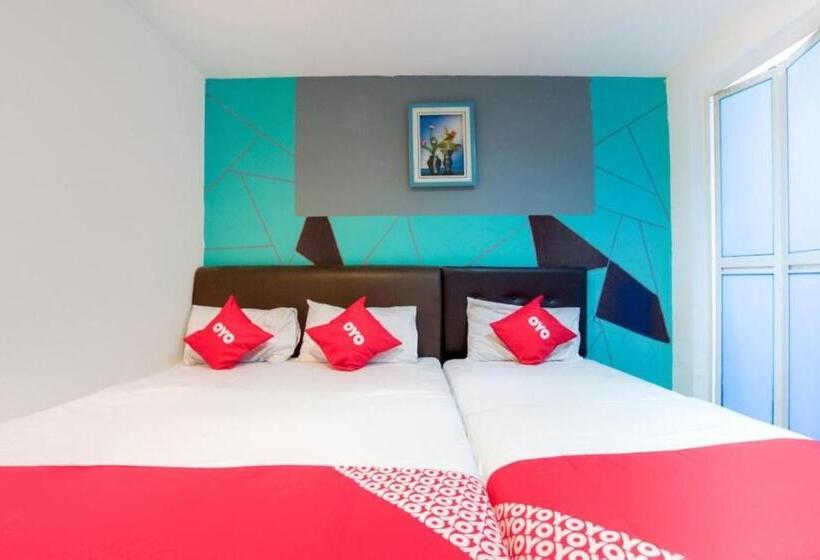 Номер Стандарт Трехместный, 1st Inn Hotel Klang Sentral Meru