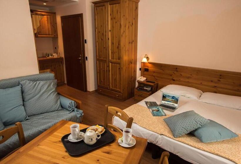 Номер Стандарт Трехместный, Albergo Meublè Vecchio Scarpone