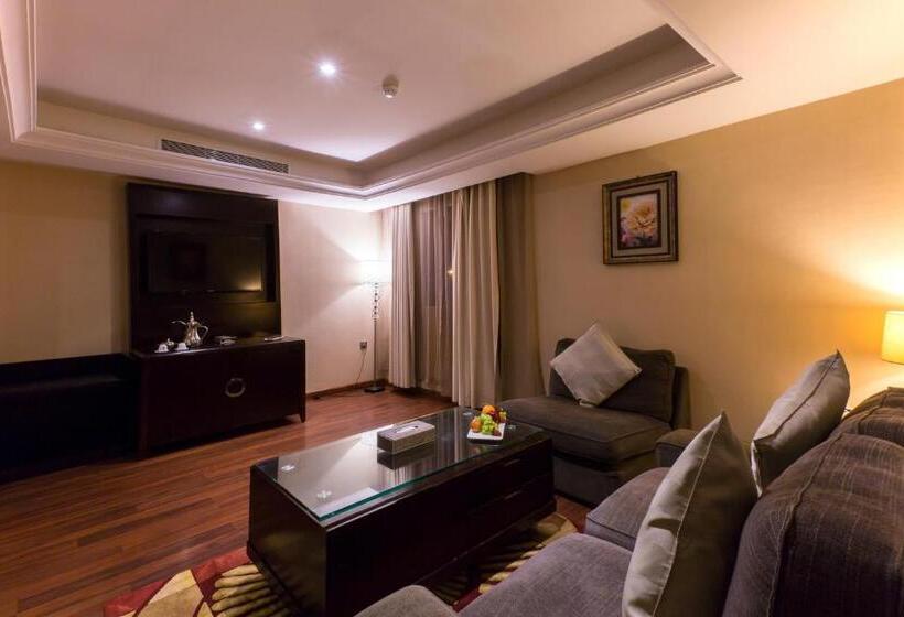 سوییت اجرایی, Holiday Jazan