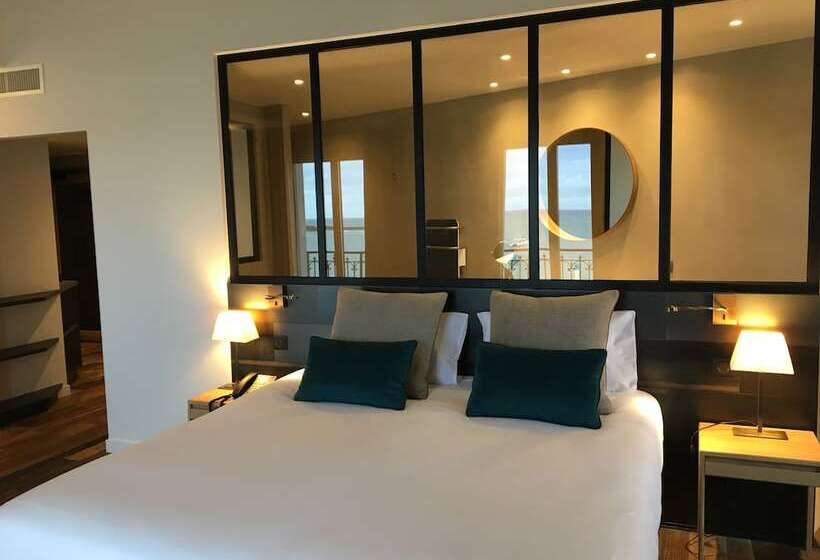 Номер Престиж, Hôtel De La Plage   Saint Jean De Luz