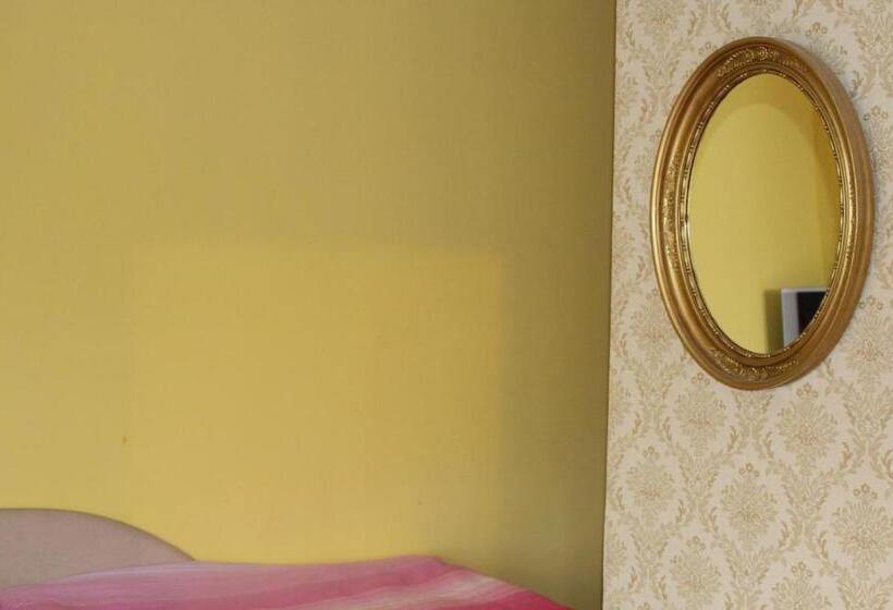 اتاق استاندارد سه نفره, Motel Alas