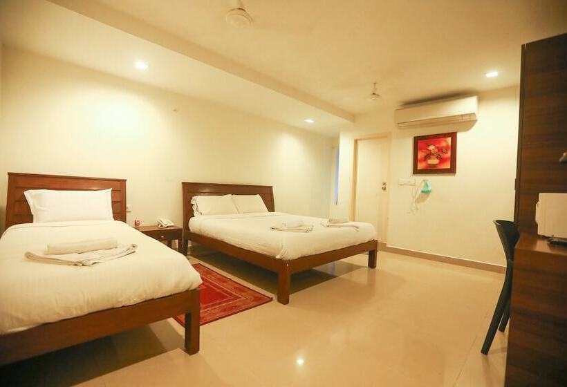 豪华三人间, Ulo Aravindar Residency
