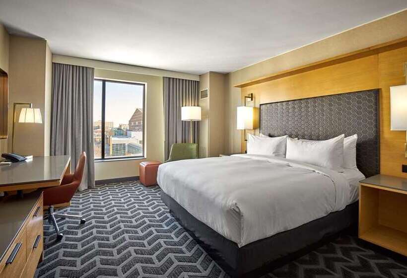 스탠다드 룸, Hilton Des Moines Downtown