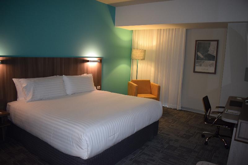 Номер Стандарт, Holiday Inn   Lima Airport, An Ihg