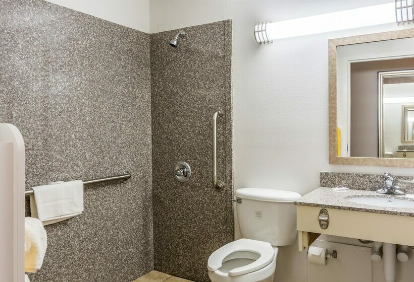 Номер Deluxe, Motel 6petersburg, Va  Fort Lee